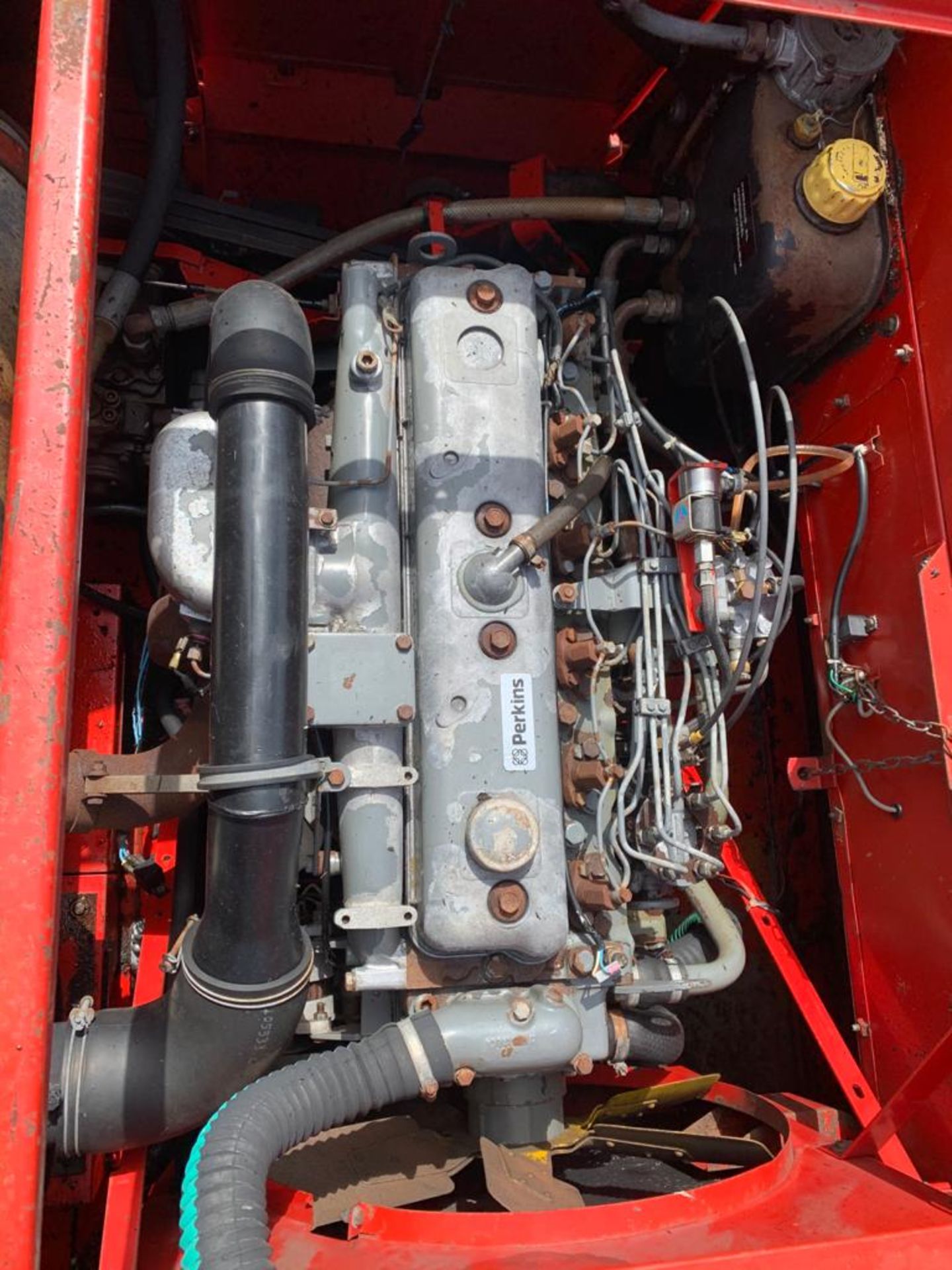 1988 MASSEY FERGUSON 27 COMBINE HARVESTER, PERKINS DIESEL ENGINE, 4500 HOURS *PLUS VAT* - Image 5 of 6