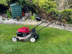 JA - 2013 HONDA IZZY SELF PROPELLED LAWN MOWER, RUNS DRIVES AND CUTS *NO VAT*