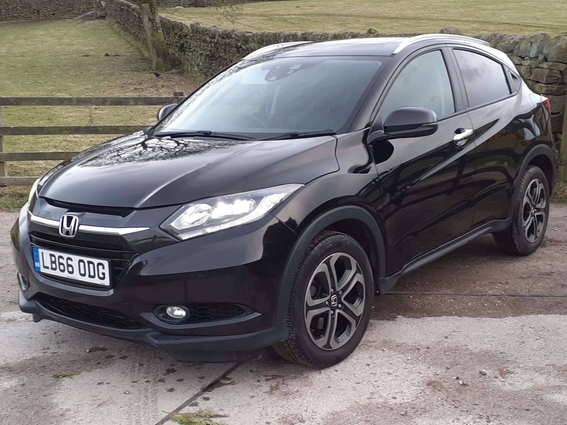 2017/66 REG HONDA HR-V EX I-DTEC 1.6 DIESEL BLACK 5 DOOR, SHOWING 0 FORMER KEEPERS *NO VAT* - Image 4 of 10