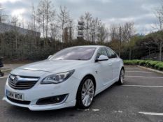 2014 VAUXHALL INSIGNIA ELITE CDTI ECOFLEX, WHITE 5 DOOR HATCHBACK, 2.0 DIESEL ENGINE - FSH! *NO VAT*