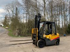 TCM 2.5TON FORKLIFT, RUNS DRIVES AND LIFTS, YEAR 2007, STILL IN DAILY USE *PLUS VAT*