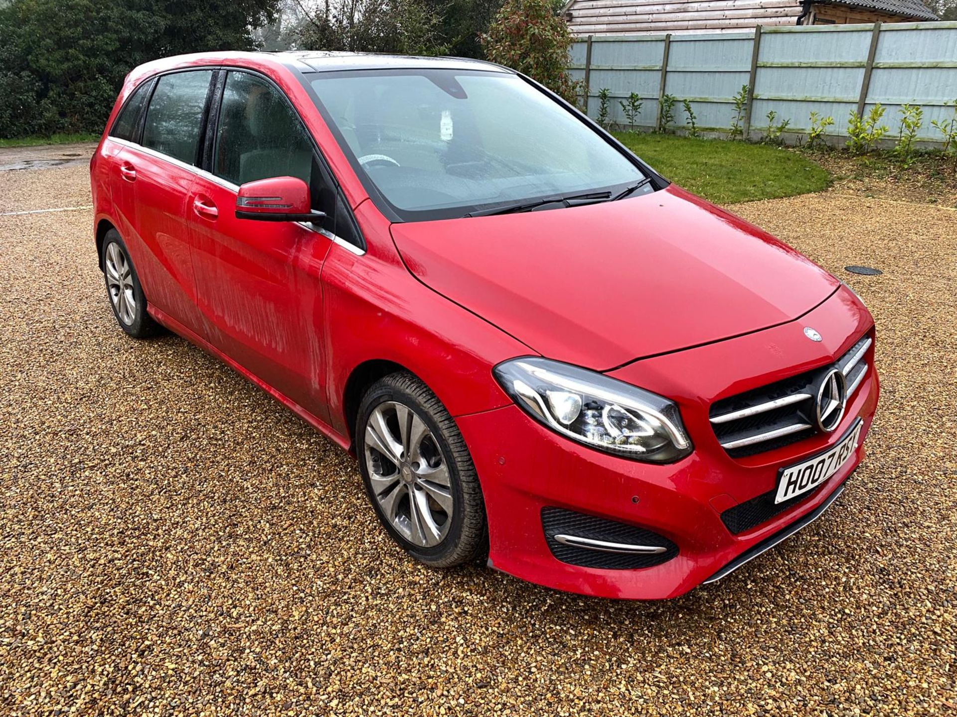 2015/15 REG MERCEDES-BENZ B200 SPORT PREMIUM + CDI AUTO 2.2 DIESEL, SHOWING 2 FORMER KEEPERS *NO VAT - Image 2 of 31