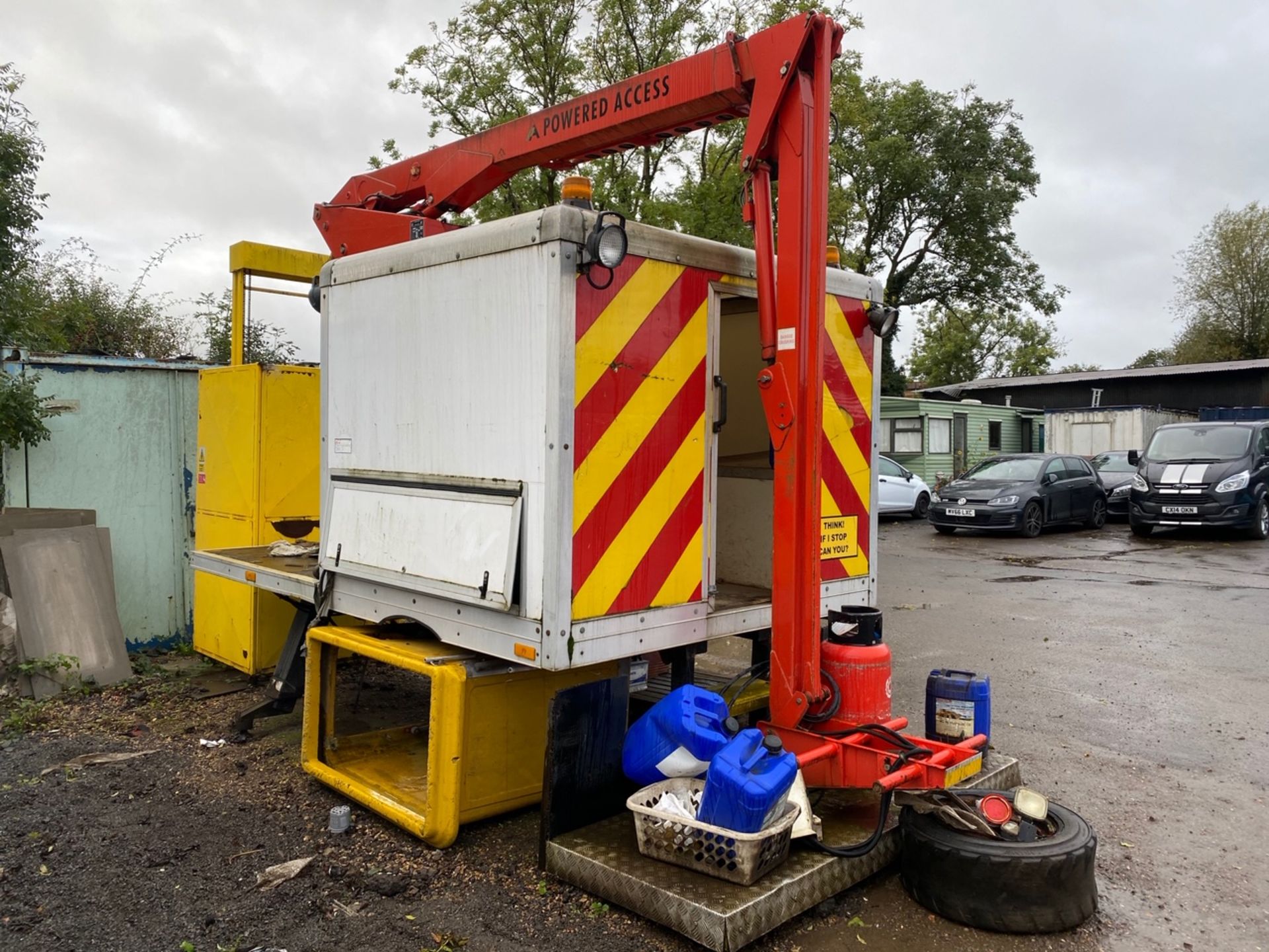 2009 Powered Access 14.5 meter cherry picker, will suit 7.5 ton truck. Runs off 24v electric - Image 3 of 4
