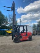 KALMAR P90CX FORKLIFT 3 STAGE MAST, SIDE SHIFT *PLUS VAT*