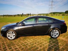 2015 VAUXHALL INSIGNIA DESIGN CDTI ECO S/S BLACK 5 DOOR HATCHBACK, 2.0 DIESEL ENGINE *NO VAT*