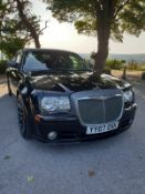 2007 CHRYSLER 300C SRT-8 AUTO BLACK 4 DOOR SALOON, 6.1 PETROL ENGINE, SHOWING 70K MILES *NO VAT*