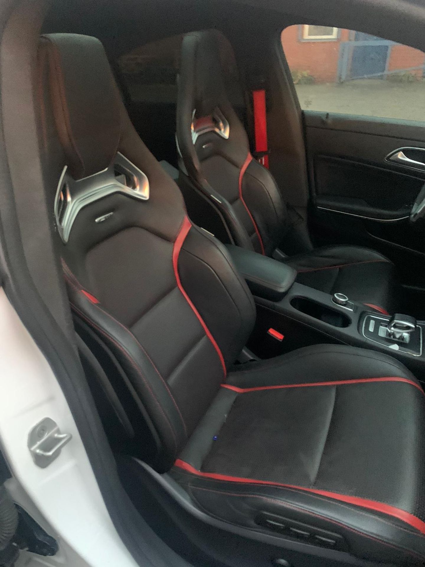 MERCEDES CLA45 AMG EDITION 1, 28,000 MILES, FULL SPEC, GENUINE EDITION ONE *PLUS VAT* - Image 4 of 6