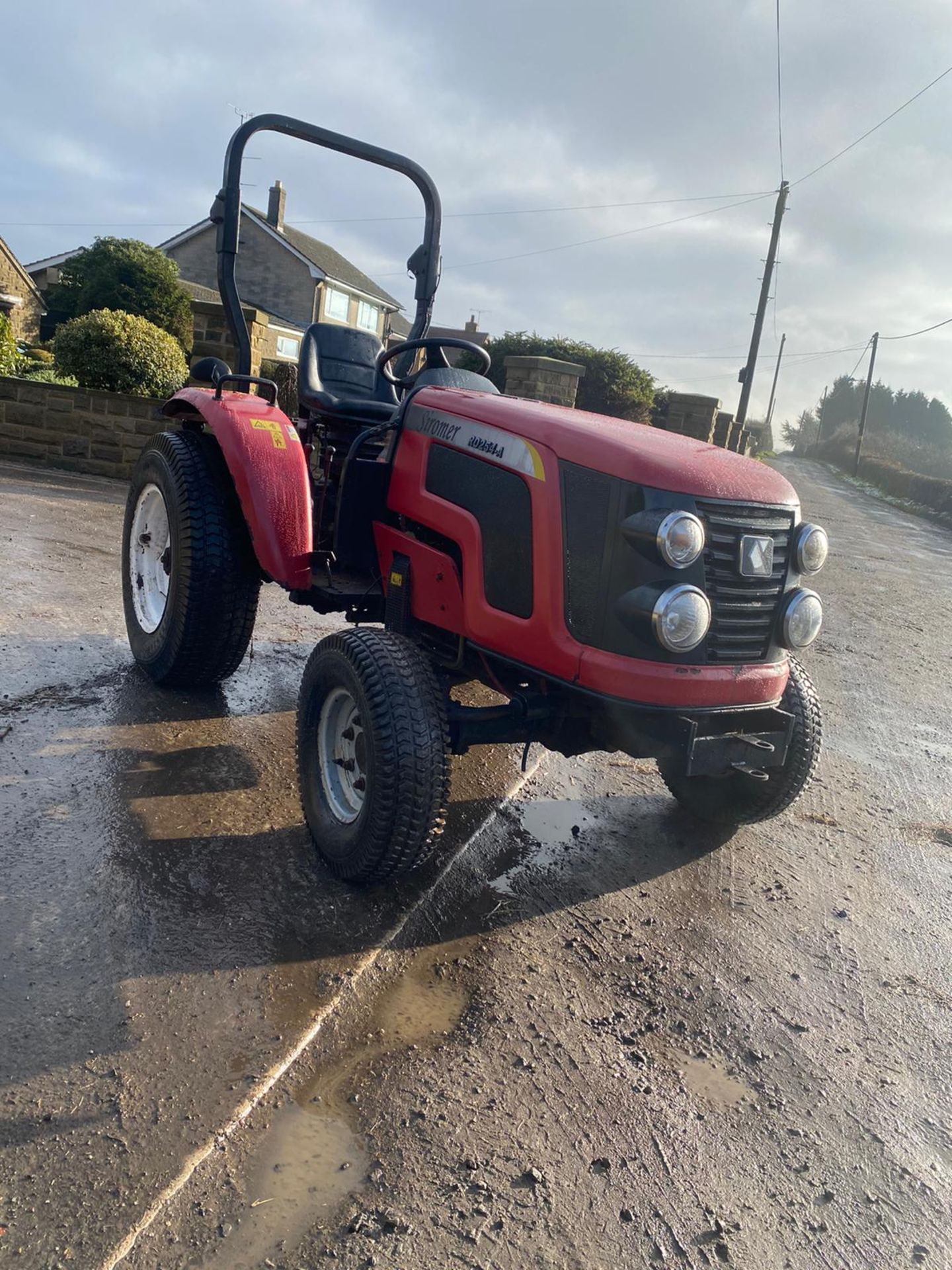 Siromer RD254-A Compact Tractor Runs And Drives 4WD Grass Tyres Canopy *PLUS VAT* - Image 6 of 7
