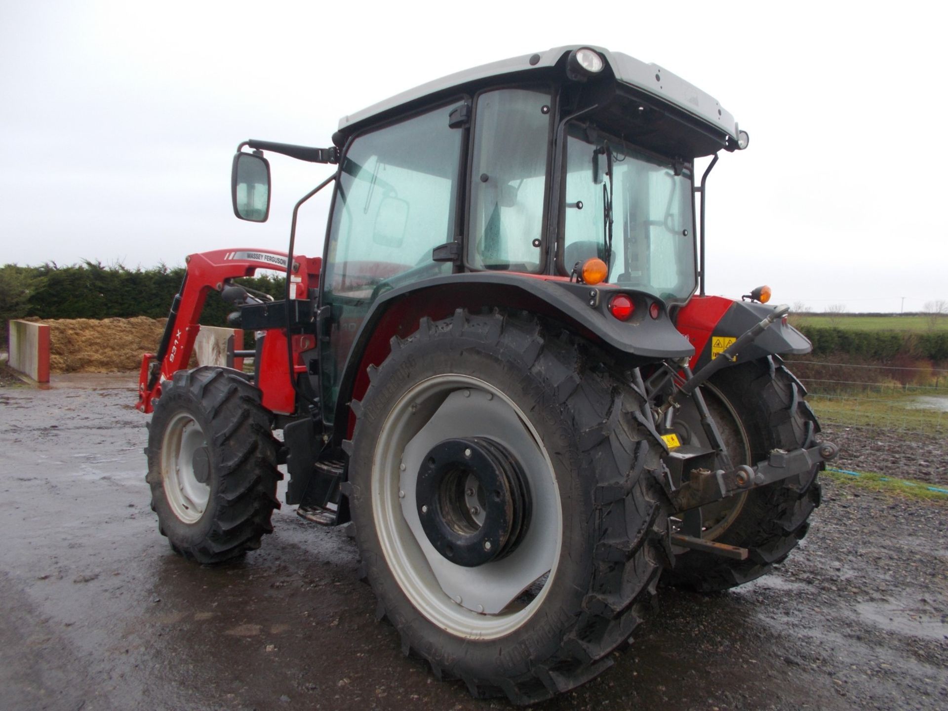 2018 MASSEY FERGUSON 4710 4WD TRACTOR WITH LOADER, AGCO 3.3 LITRE 3CYL TURBO DIESEL *PLUS VAT* - Image 9 of 21