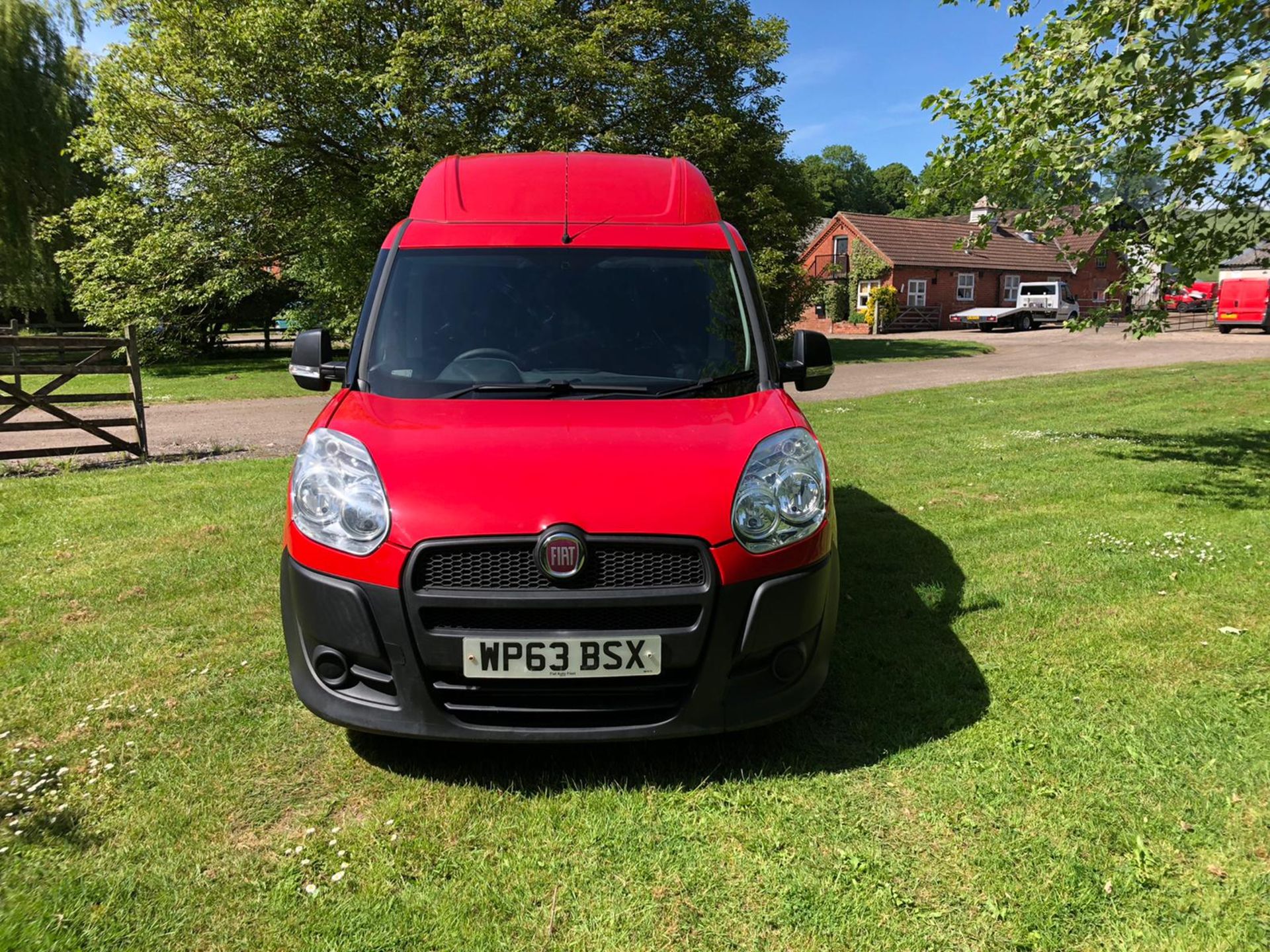 2013 FIAT DOBLO 16V XL MULTIJET LWB RED PANEL VAN, 1.6 DIESEL ENGINE, SHOWING 86K MILES *PLUS VAT* - Image 3 of 15