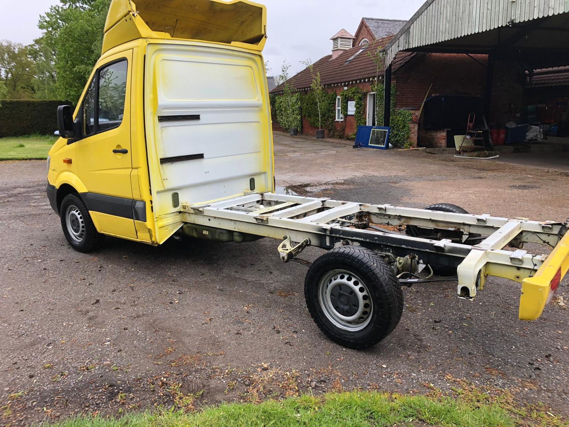 2014 MERCEDES-BENZ SPRINTER 313 CDI, 2.2 DIESEL ENGINE, SHOWING 269,582 MILES *PLUS VAT* - Image 7 of 11