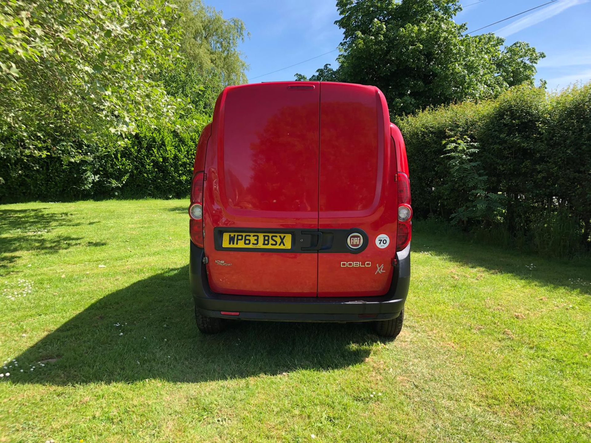 2013 FIAT DOBLO 16V XL MULTIJET LWB RED PANEL VAN, 1.6 DIESEL ENGINE, SHOWING 86K MILES *PLUS VAT* - Image 7 of 15