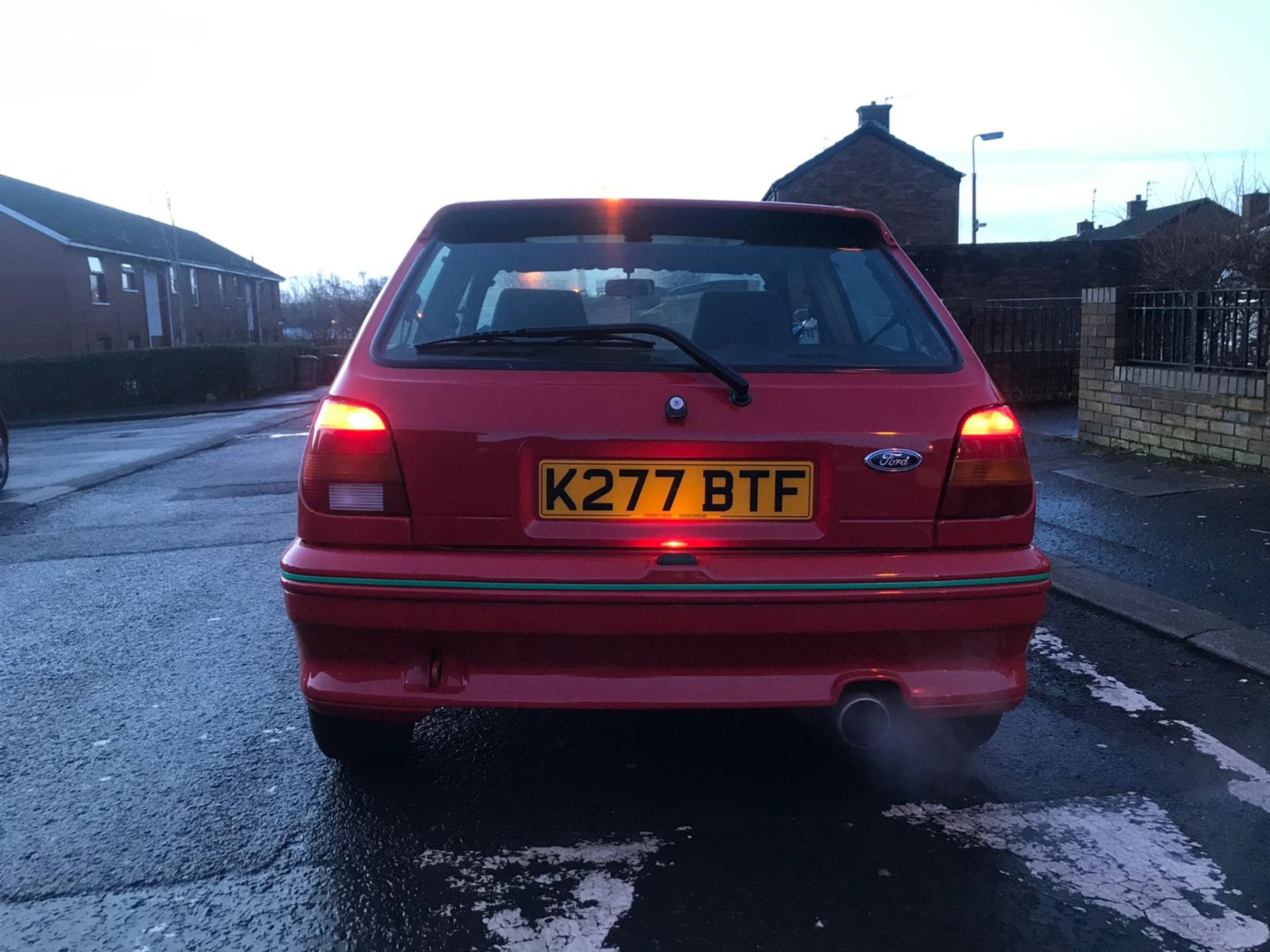 1992 FORD FIESTA XR2 I RED 3 DOOR HATCHBACK, 1.8 PETROL ENGINE, MANUAL 5 GEARS *PLUS VAT* - Image 8 of 16