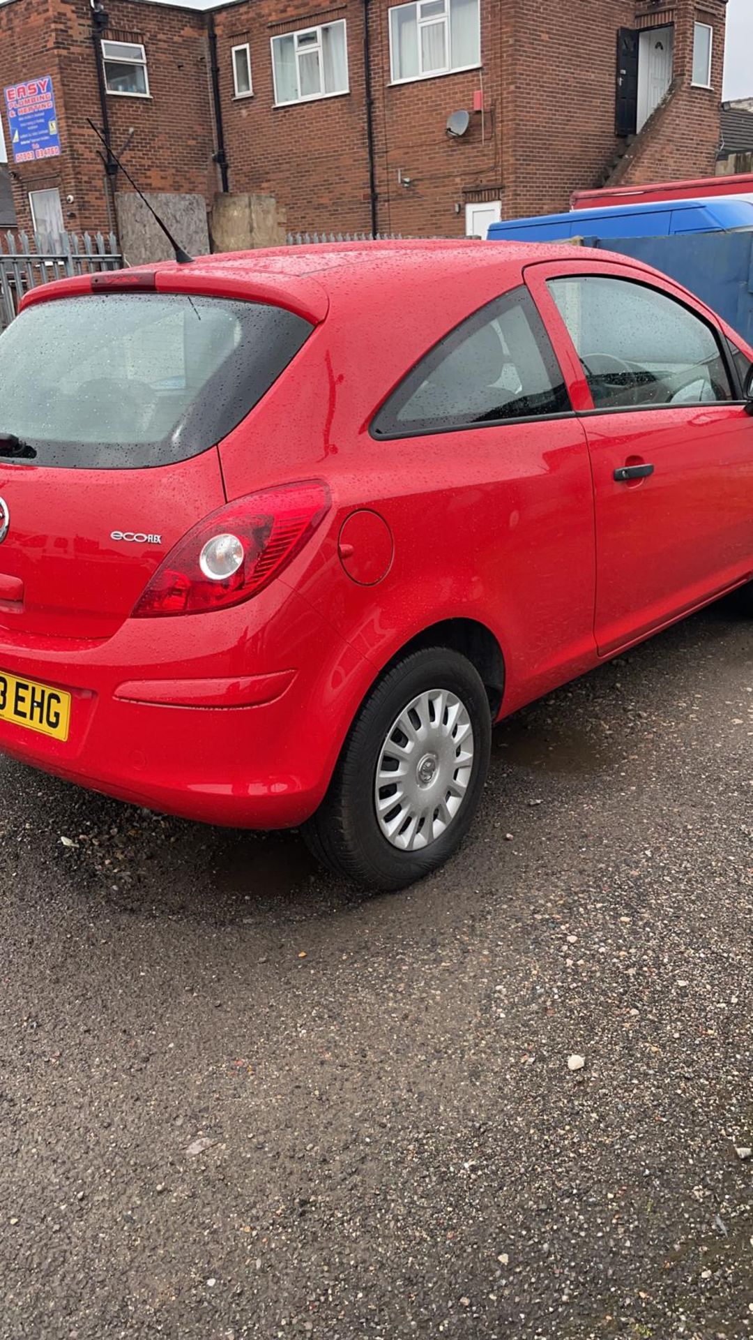 2013 VAUXHALL CORSA S ECOFLEX RED 3 DOOR HATCHBACK, 1.0 PETROL ENGINE, 33,852 MILES *NO VAT* - Image 5 of 10