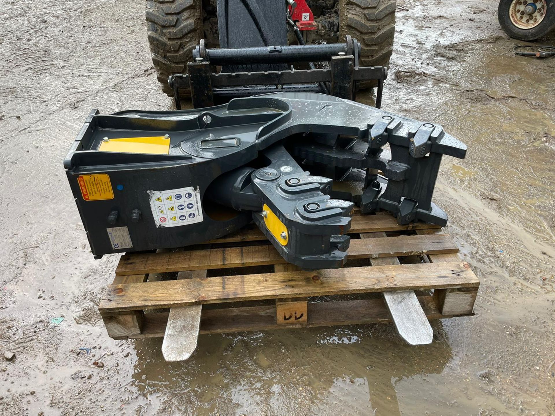 UNUSED 2020 MUSTANG FH04 PULVERIZER, SUITABLE FOR LARGE EXCAVATOR *PLUS VAT* - Image 4 of 5