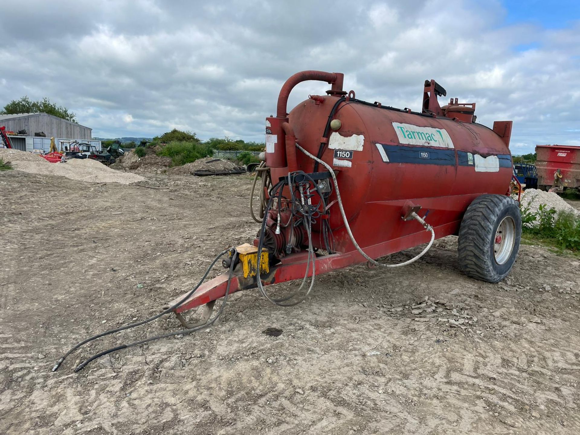 HISPEC 1150 SINGLE AXLE WATER TANKER, GOOD SET OF TYRES, BEEN USED FOR WATER *PLUS VAT* - Image 3 of 10