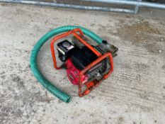 HONDA WATER PUMP, HONDA GX120 ENGINE, RUNS AND WORKS, PIPE IS INCLUDED *NO VAT*