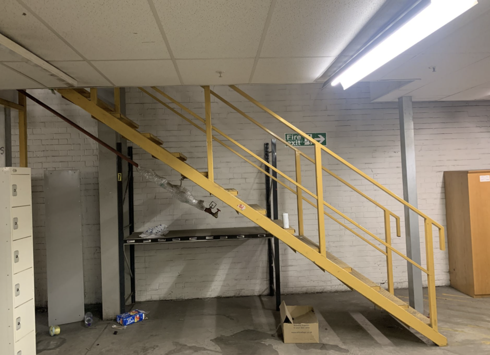 £500,000 MEZZANINE FLOOR 80m x 28m 3 stairs and loading bay inc - Image 6 of 21