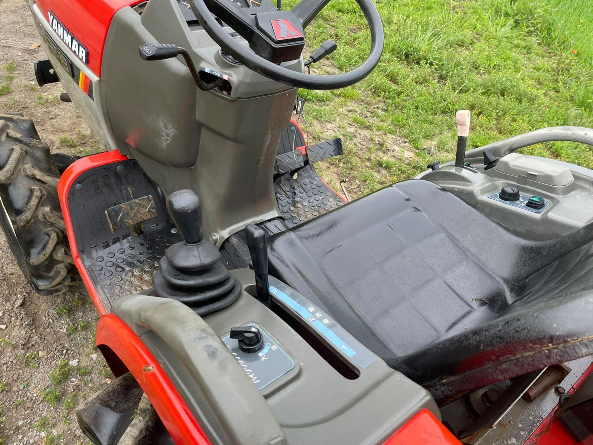 YANMAR FORTE AF-18 COMPACT TRACTOR, RUNS DRIVES AND WORKS, SHOWING 468 HOURS *PLUS VAT* - Image 8 of 12