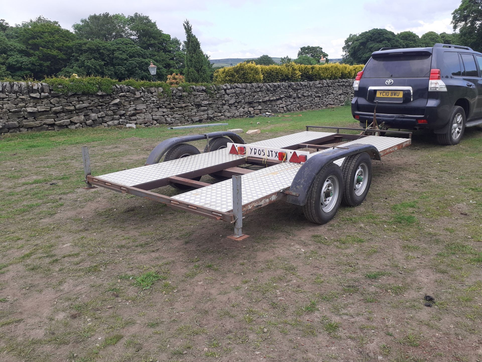 BRADLEY 3000kg CAR TRANSPORTER TRAILER, 420cm x 183cm, SOLID BOX SECTION CHASSIS *PLUS VAT* - Image 2 of 3