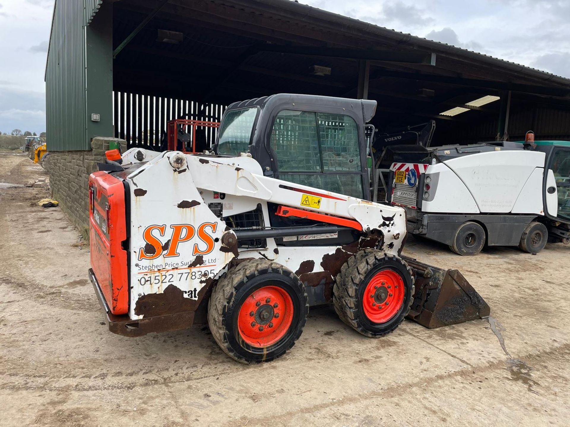 2014 BOBCAT S550 SKIDSTEER, RUNS, DRIVES AND LIFTS *PLUS VAT* - Image 6 of 16