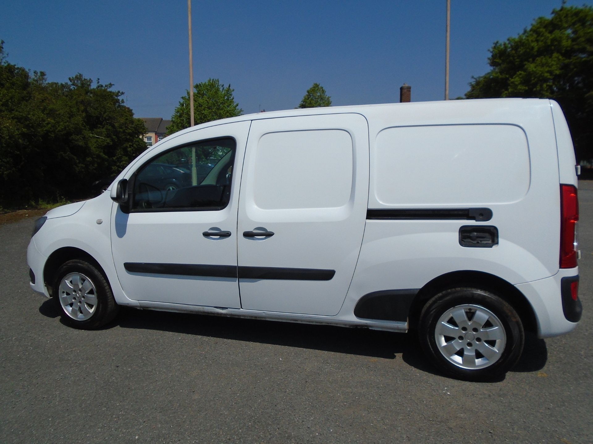 2014 MERCEDES-BENZ CITAN 111 CDI WHITE PANEL VAN, SHOWING 175,529 MILES, MANUAL 5 GEARS *NO VAT* - Image 3 of 7