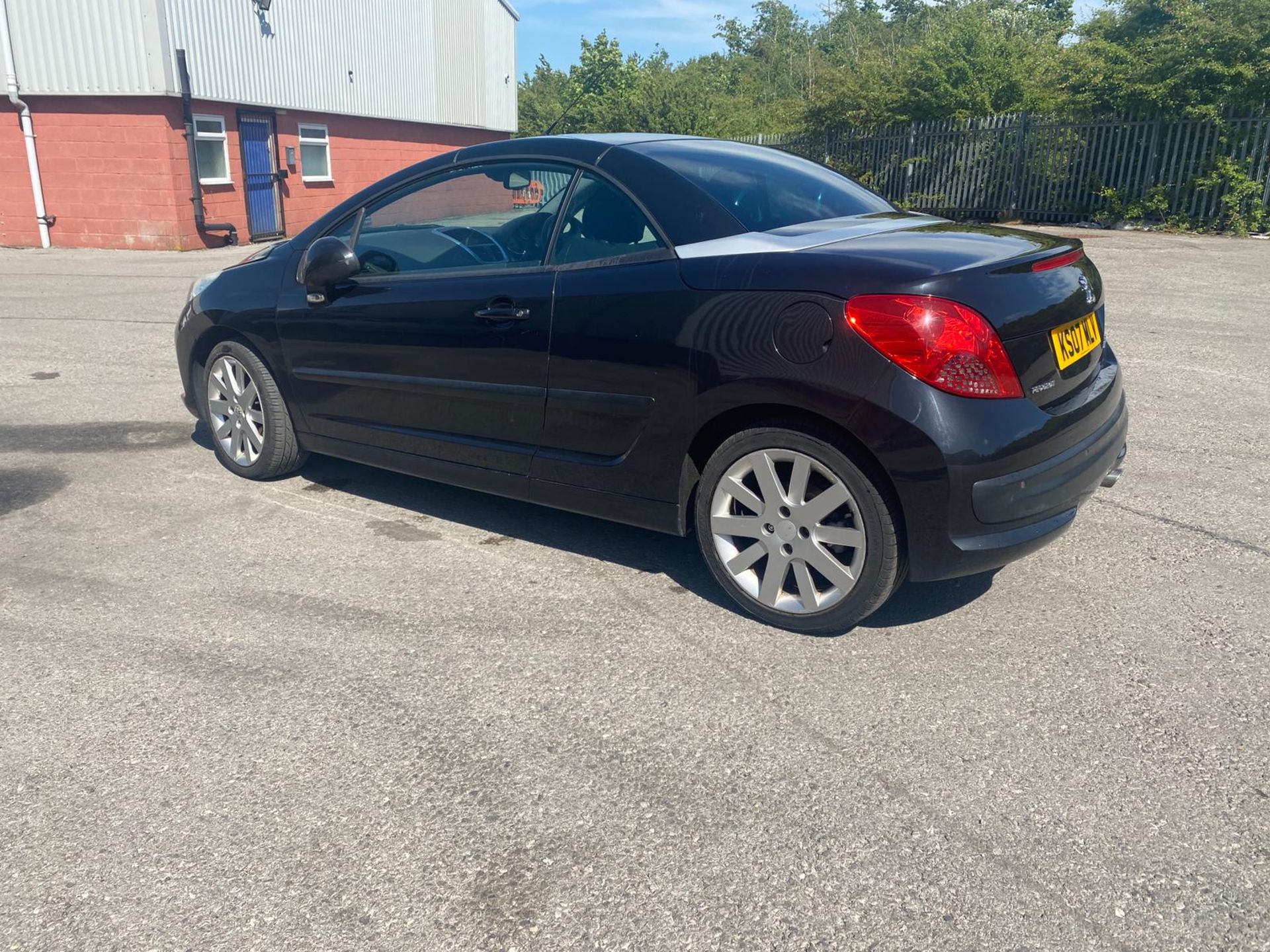 2007 PEUGEOT 207 GT CC BLACK COUPE, 1.6 PETROL ENGINE, SHOWING 95K MILES *NO VAT* - Image 6 of 8