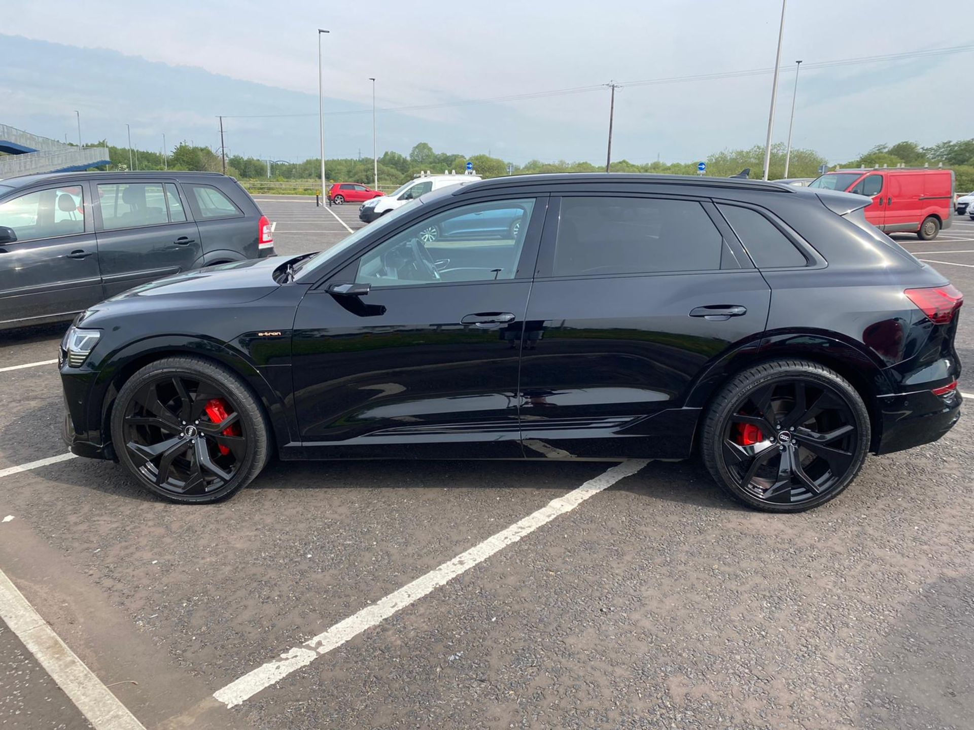 2020 AUDI E-TRON LAUNCH EDITION 50 BLACK ESTATE, ELECTRIC, SHOWING 5702 MILES, VERY HIGH SPEC*NO VAT