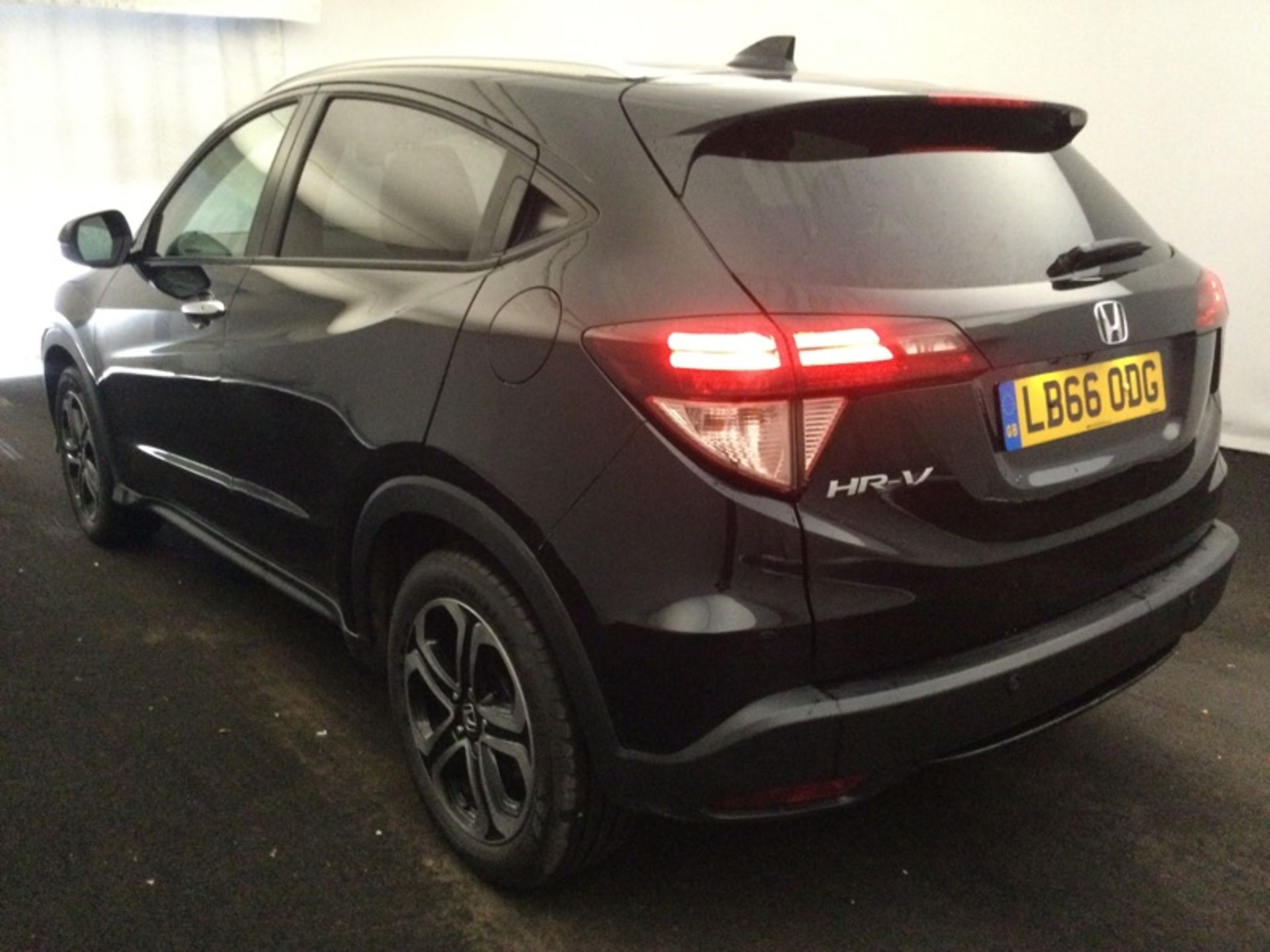 2017/66 REG HONDA HR-V EX I-DTEC 1.6 DIESEL BLACK 5 DOOR HATCHBACK, SHOWING 0 FORMER KEEEPRS *NO VAT - Image 3 of 9