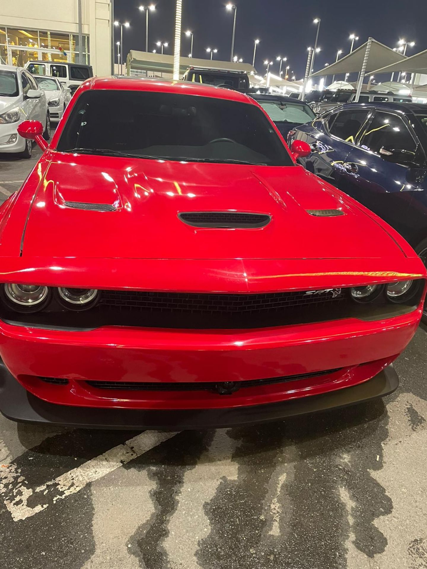 2015 Dodge SRT 8 6.4 Hemi 45,000km Front radar sensor Heads up display Large display - Image 2 of 17