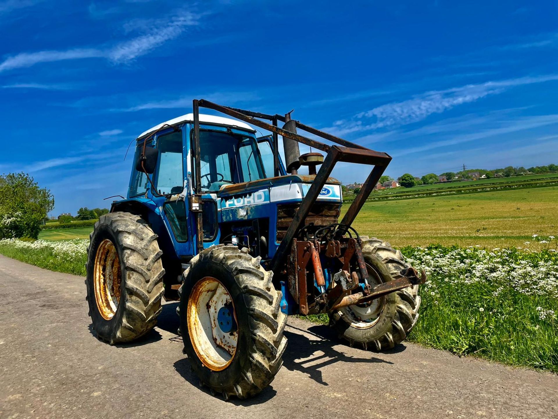 FORD 7710 FORESTRY TRACTOR WITH WINCH, RUNS AND WORKS, ALL GEARS WORK, GOOD TYRES *PLUS VAT*