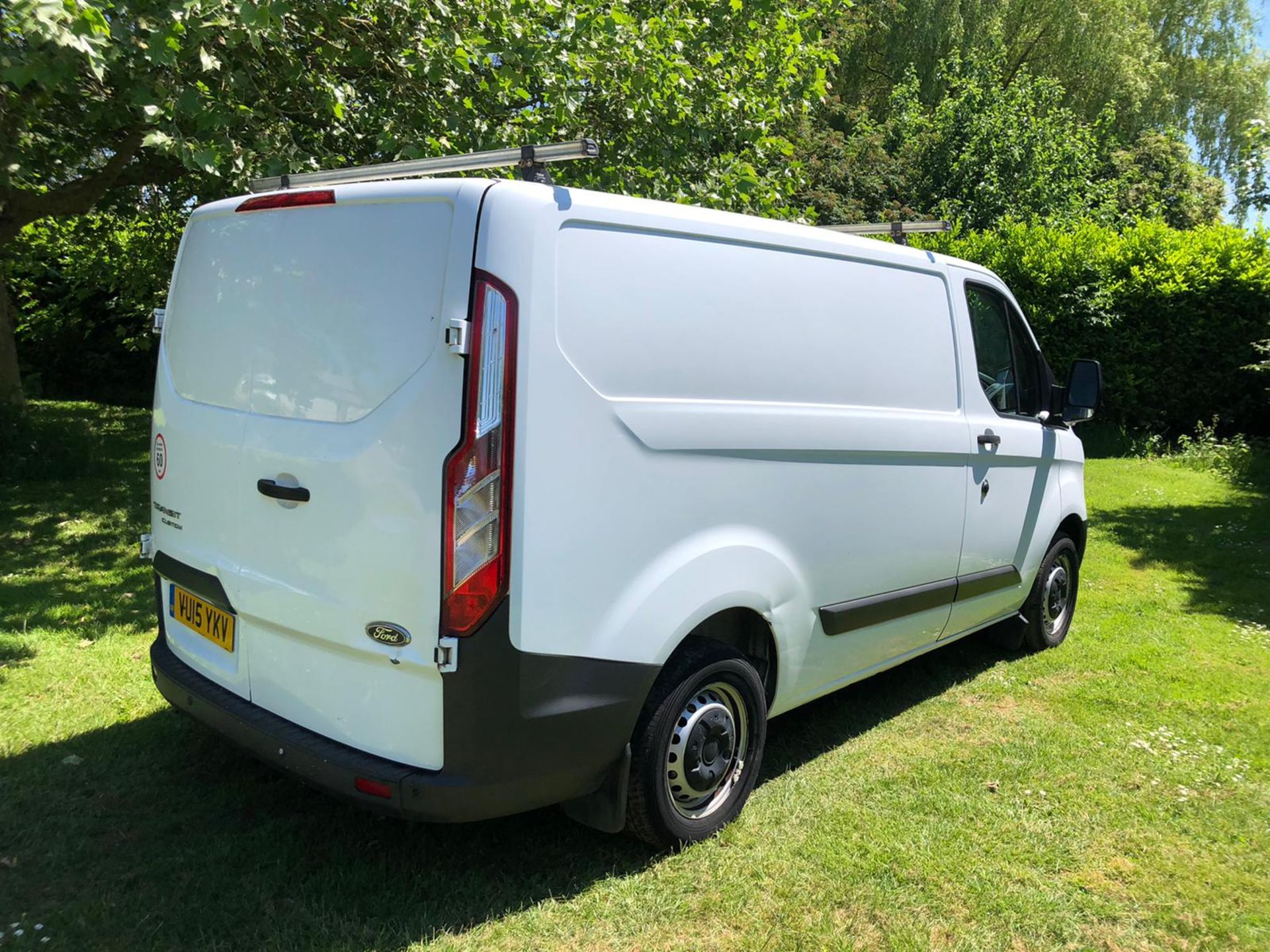 2015 FORD TRANSIT CUSTOM 270 ECO-TECH WHITE PANEL VAN, 2.2 DIESEL, SHOWING 149,544 MILES *PLUS VAT* - Image 5 of 13