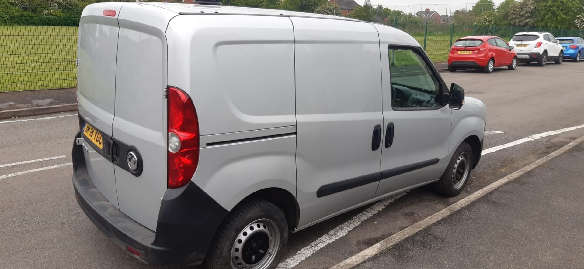 2018 VAUXHALL COMBO 2000 CDTI SILVER PANEL VAN, 1248CC DIESEL ENGINE, 41,528 MILES *NO VAT* - Image 5 of 15