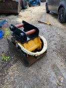 ENGCON M6178 COMPACT PLATE, WACKER PLATE, 80MM PINS, IN WORKING CONDITION *PLUS VAT*
