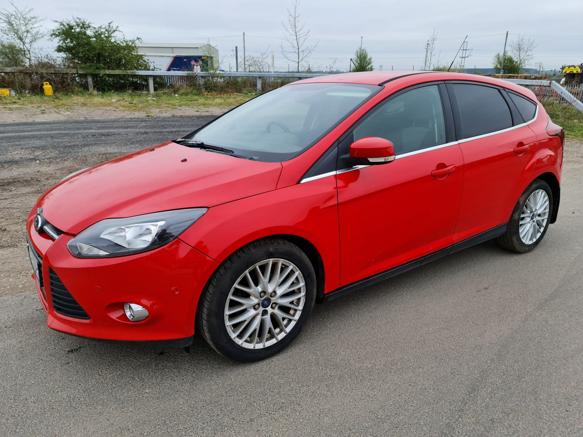 2012 FORD FOCUS ZETEC TDCI, RED, 5 DOOR HATCHBACK, 1.6 DIESEL ENGINE *NO VAT* - Image 3 of 31