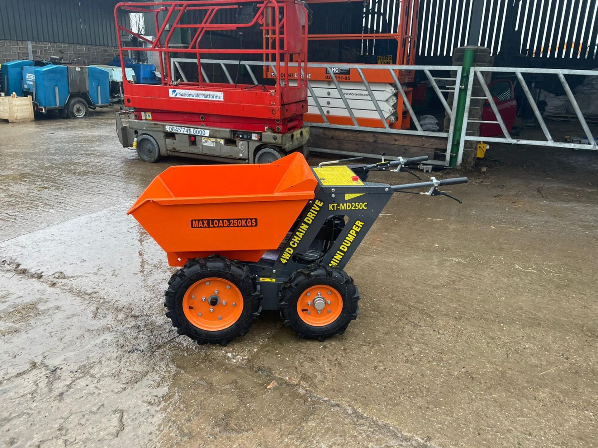 BRAND NEW AND UNUSED MINI WALK BEHIND 4WD DUMPER, BRIGGS AND STRATTON ENGINE *PLUS VAT*