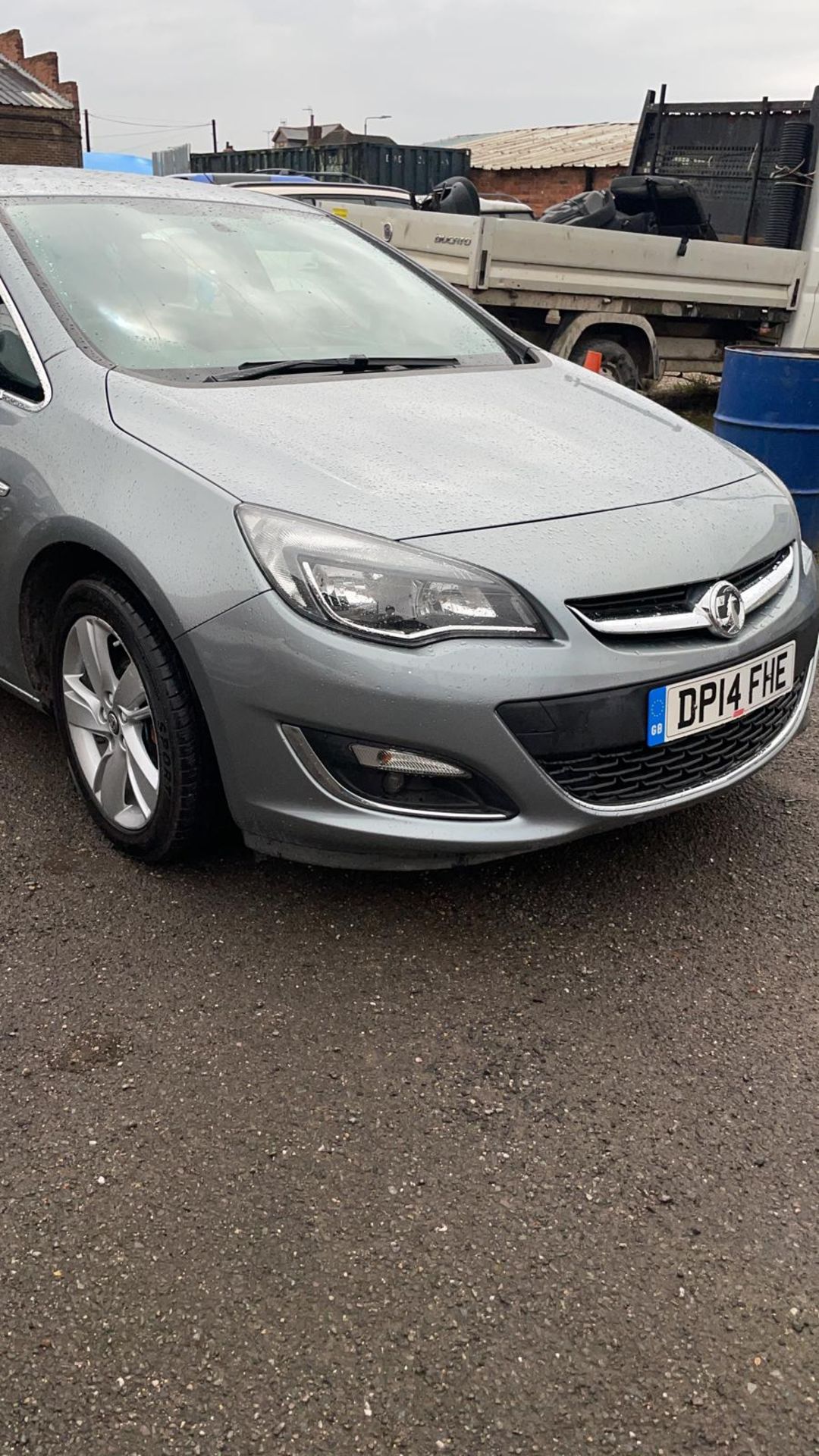 2014 VAUXHALL ASTRA SRI SILVER 5 DOOR HATCHBACK, 54,248 MILES, 1364CC PETROL ENGINE *NO VAT* - Image 4 of 11