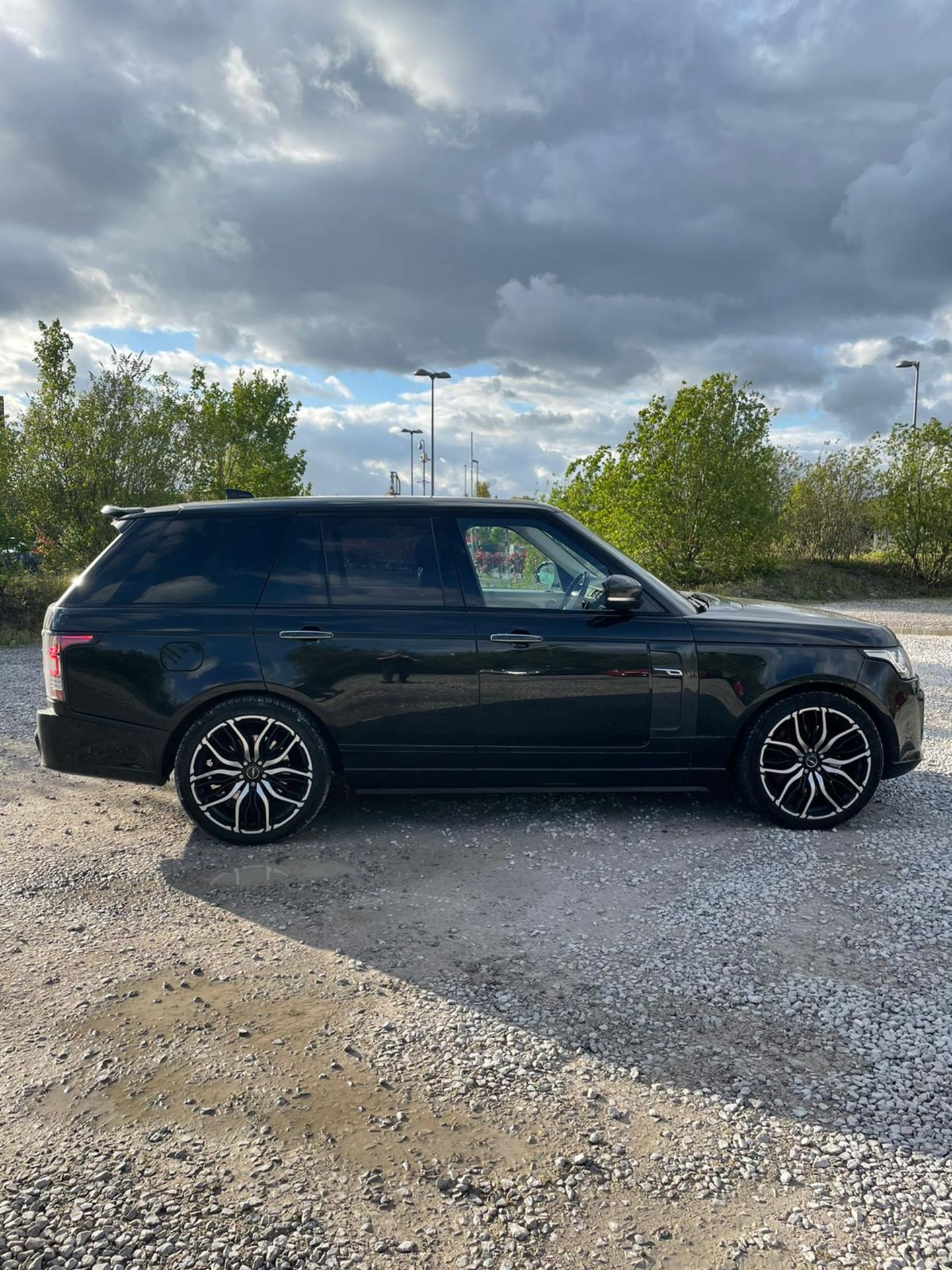 2017 LAND ROVER RANGE ROVER AUTO-B SDV8 A, 52,000 MILES OVERFINCH, 4367CC DIESEL ENGINE *PLUS VAT*