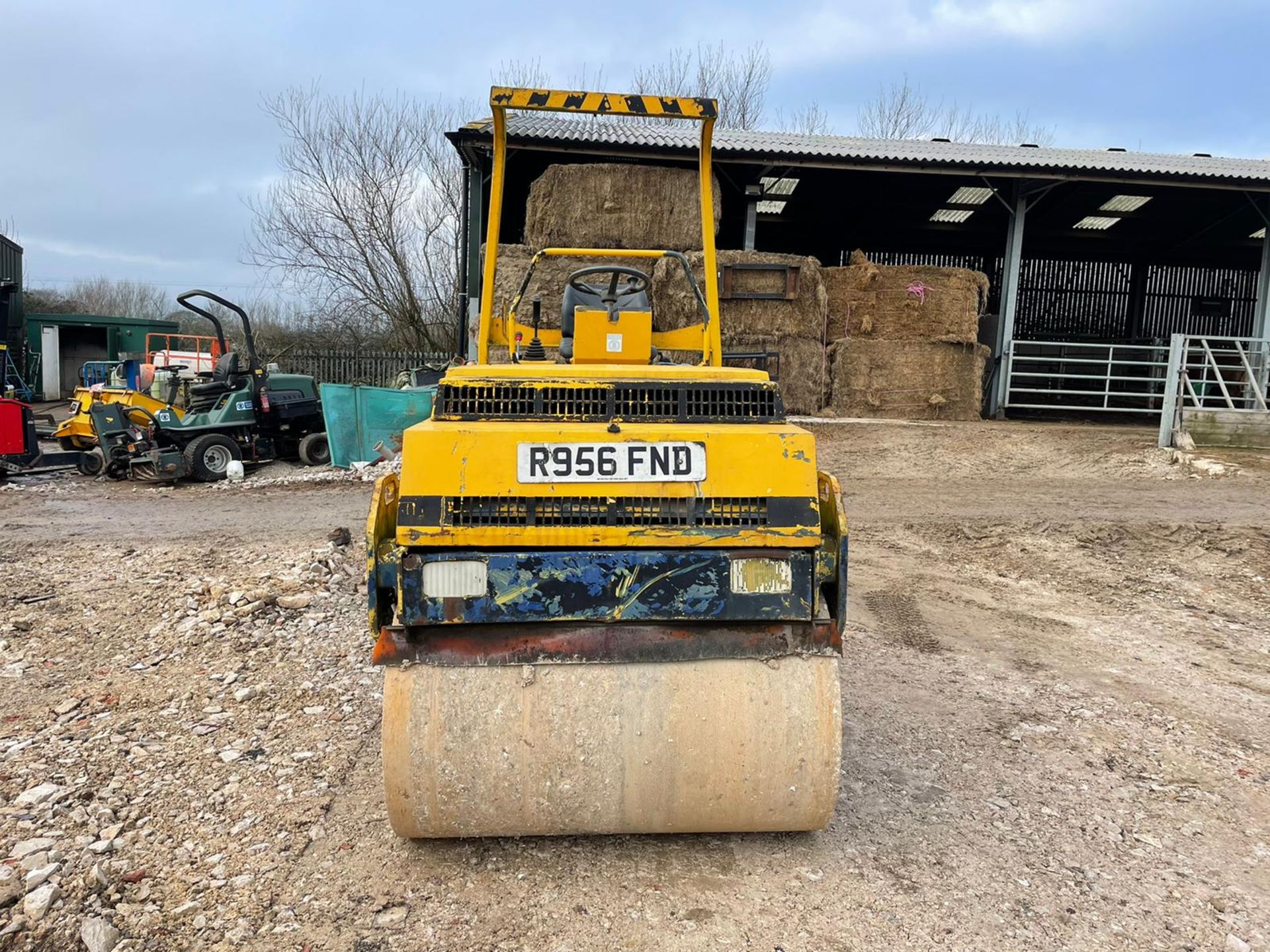 BOMAG BW135 AD ROLLER, RUNS, DRIVES AND VIBRATES, ROAD REGISTERED, CANOPY, 1350MM DRUMS *PLUS VAT* - Image 2 of 8