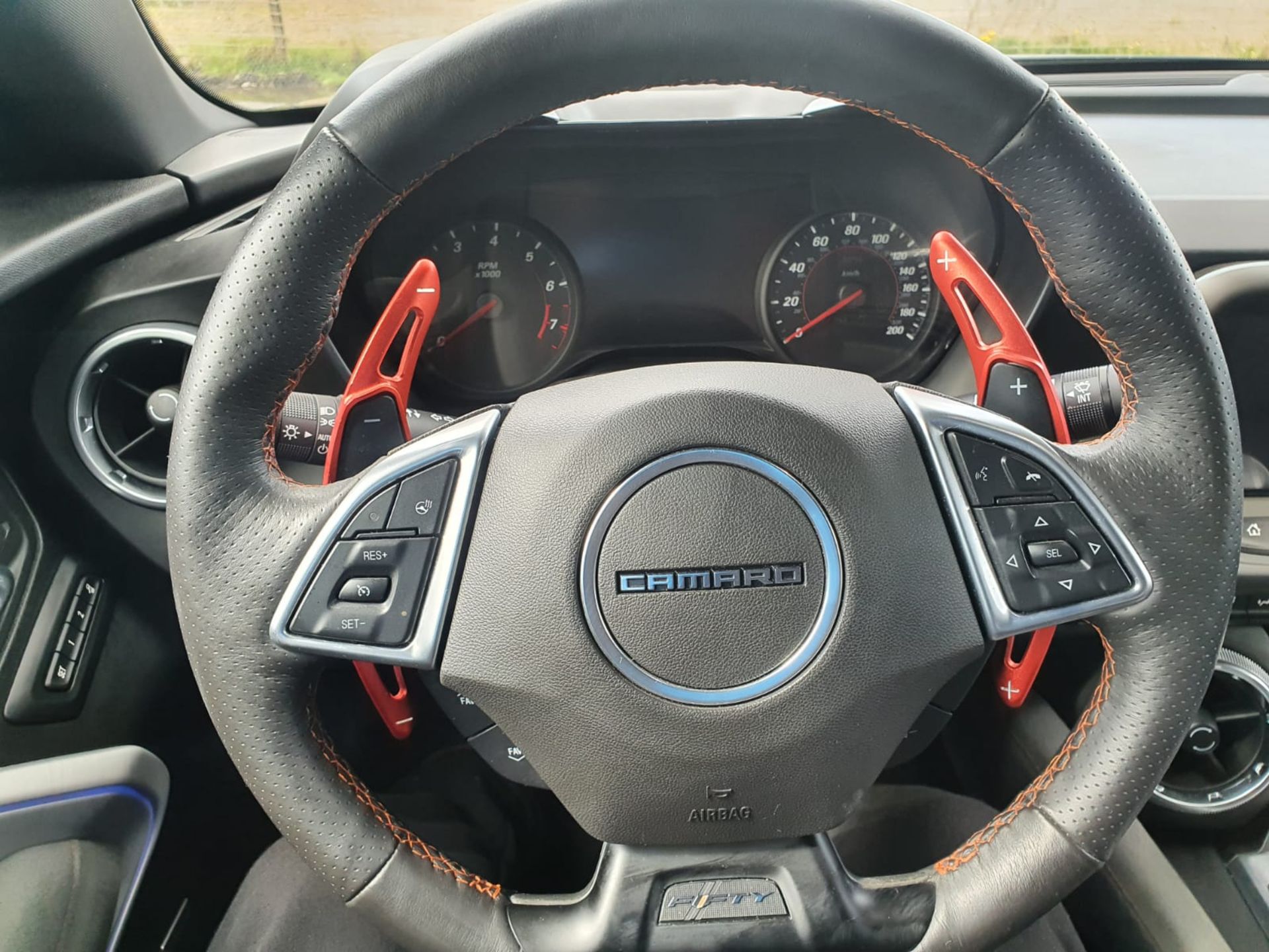 2017/17 REG CHEVROLET CAMARO V8 AUTOMATIC GREY COUPE 50th ANNIVERSARY EDITION, LHD, LOW MILEAGE - Image 39 of 43