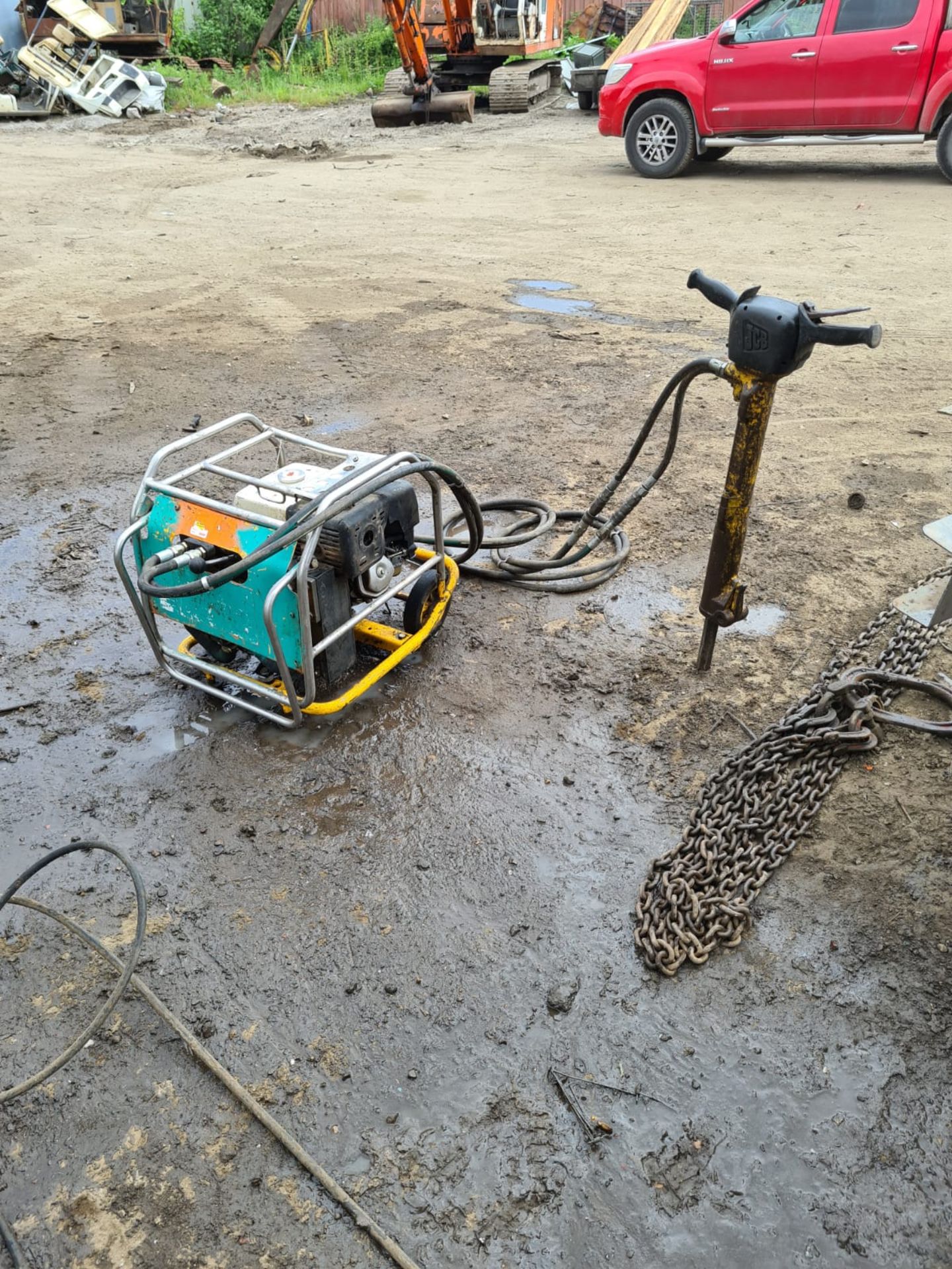 JCB HYDRAULIC BEAVER PACK, IN WORKING ORDER, WITH GUN *NO VAT* - Image 4 of 5