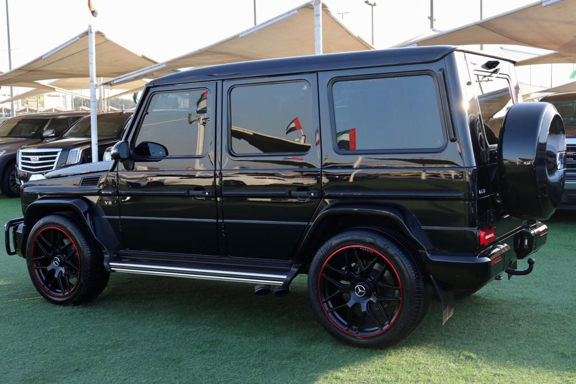 2011 MERCEDES G WAGON G55 changed to a 2020 G63 look Full outside exterior complete package !! - Image 4 of 36