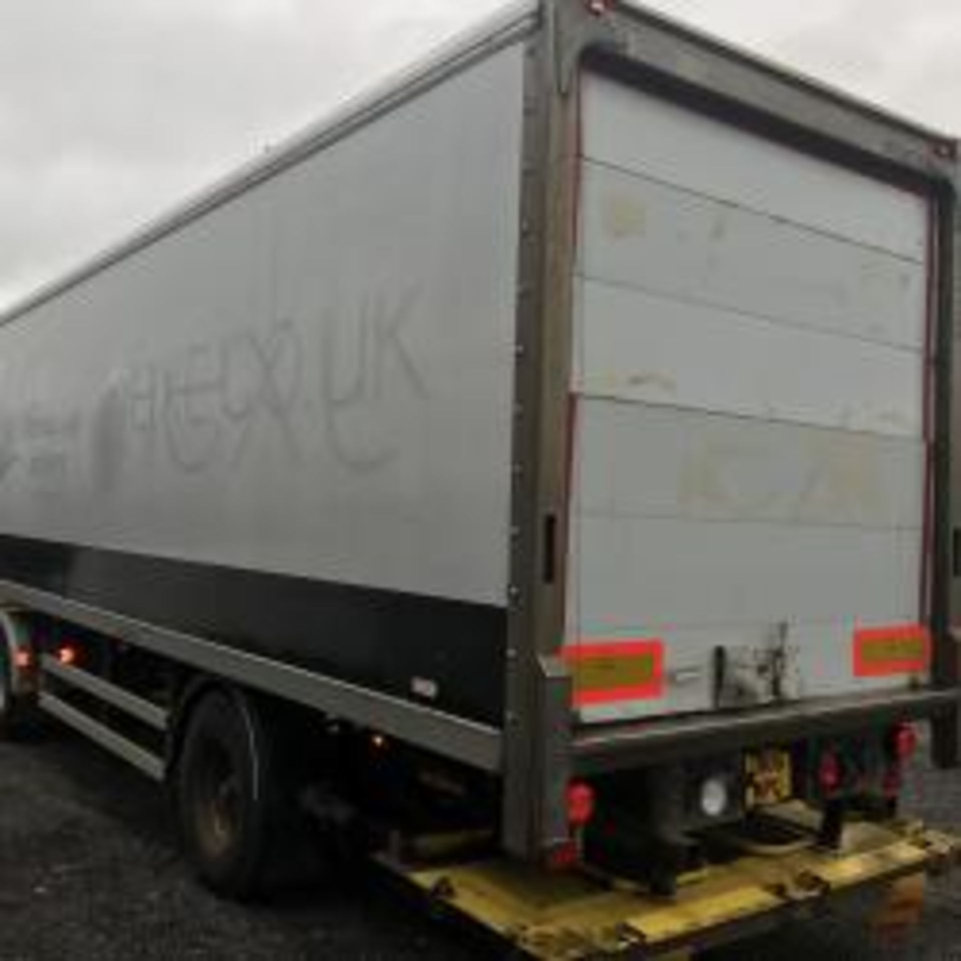 2007 DONBUR SINGLE AXLE TRAILER WITH TAIL LIFT, GOOD CONDITION *PLUS VAT* - Image 2 of 11