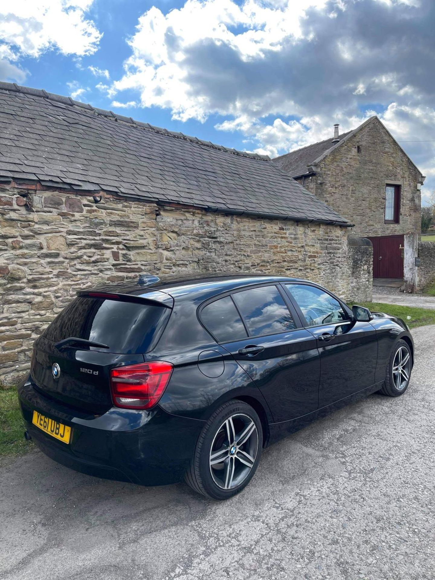 2011 BMW 120D SPORT BLACK 5 DOOR HATCHBACK, 2.0 DIESEL ENGINE, BLUETOOTH, AUX, CRUISE CONTROL*NO VAT - Image 10 of 14