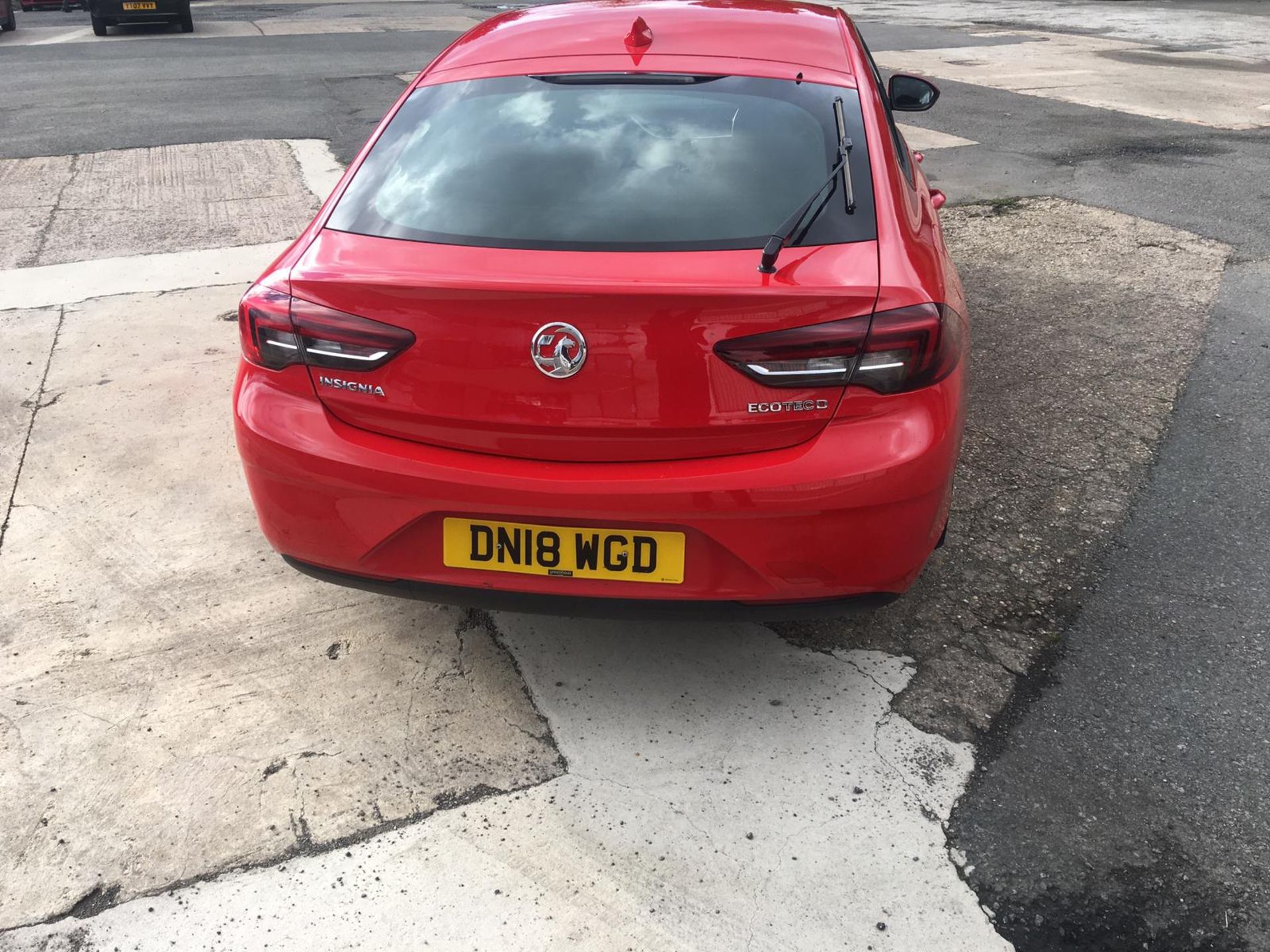 2018/18 REG VAUXHALL INSIGNIA DESIGN ECOTEC TURBO 1.6 DIESEL RED, SHOWING 0 FORMER KEEPERS *NO VAT* - Image 8 of 34