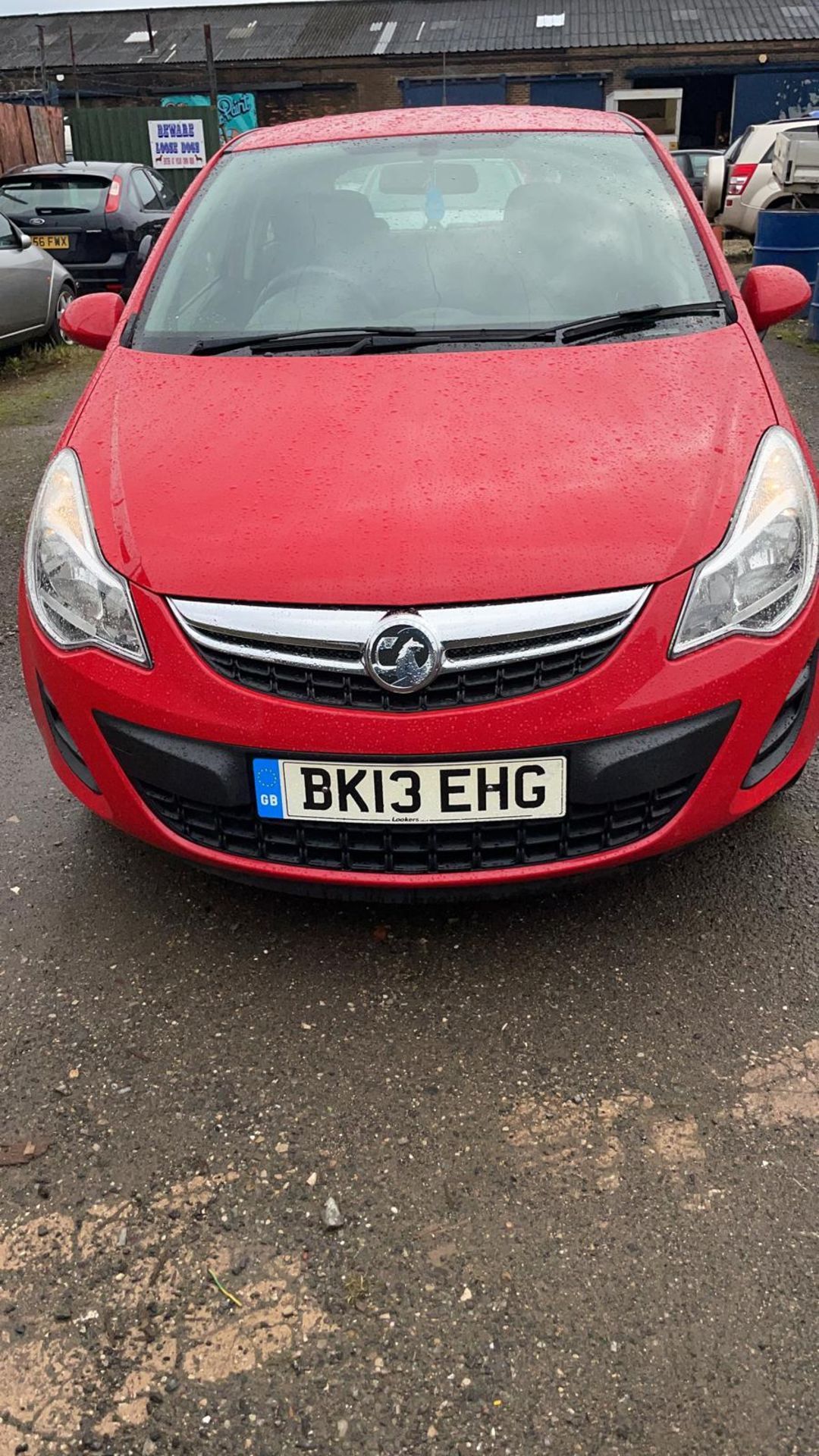 2013 VAUXHALL CORSA S ECOFLEX RED 3 DOOR HATCHBACK, 1.0 PETROL ENGINE, 33,852 MILES *NO VAT* - Image 2 of 10