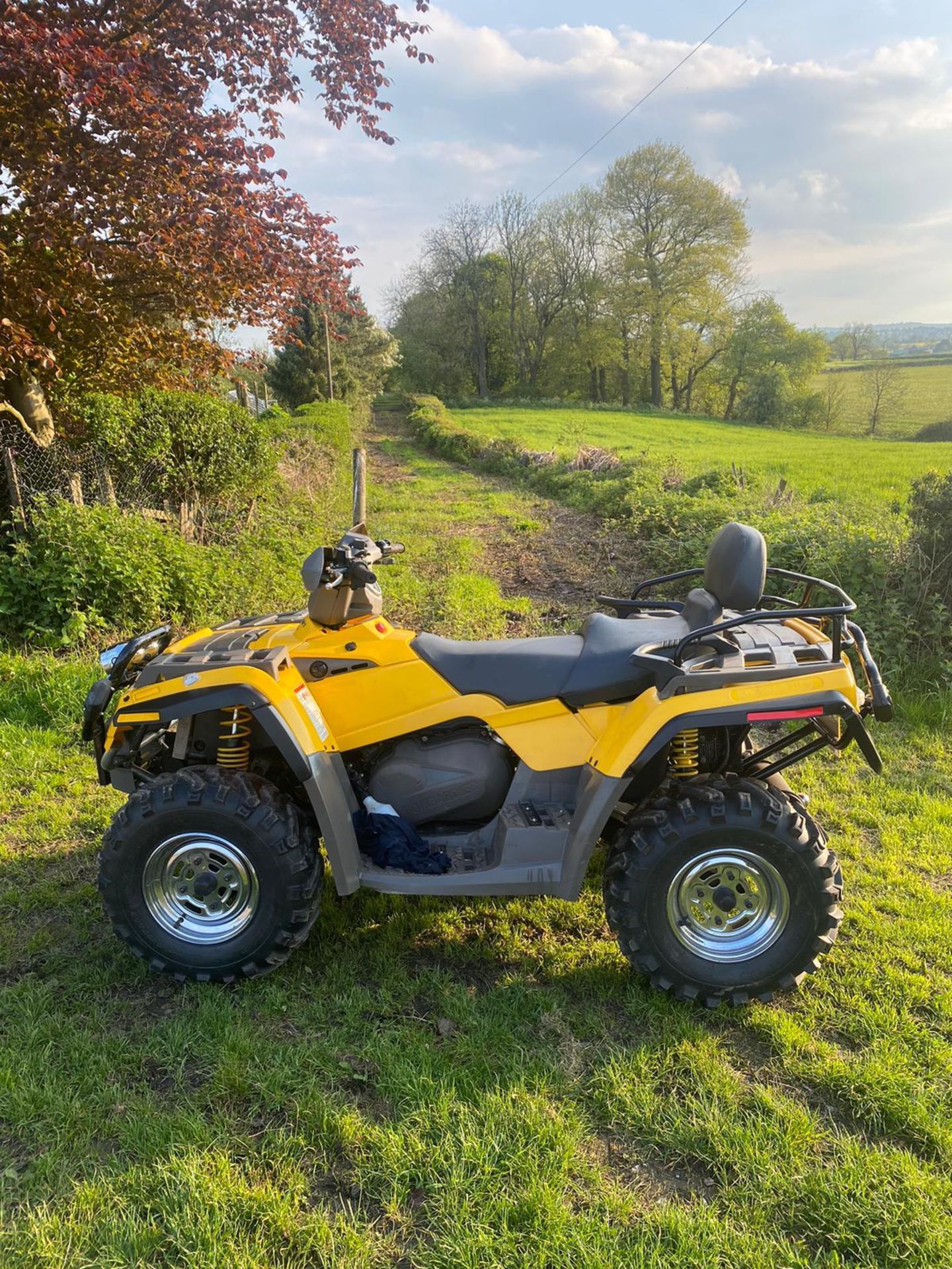 BOMBARDIER CAN AM 2 SEATER QUAD BIKE ROAD REGISTERED, SELECTABLE 4 WHEEL DRIVE *NO VAT* - Image 3 of 10