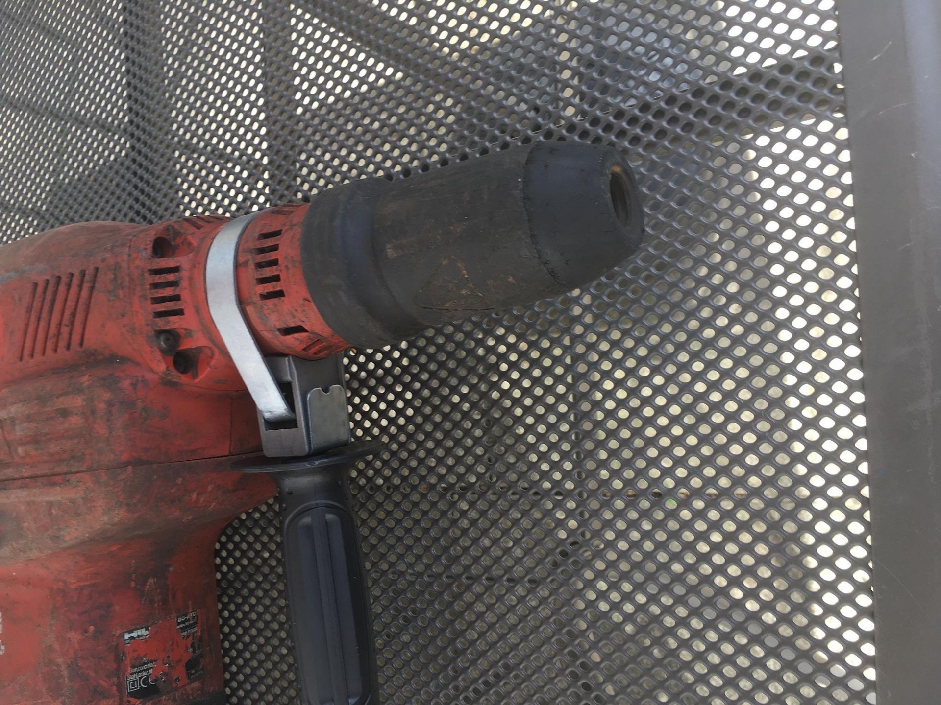 1 x HILTI TE 80AVR 110v HAMMER DRILL WITHOUT BOX *NO VAT* - Image 2 of 3