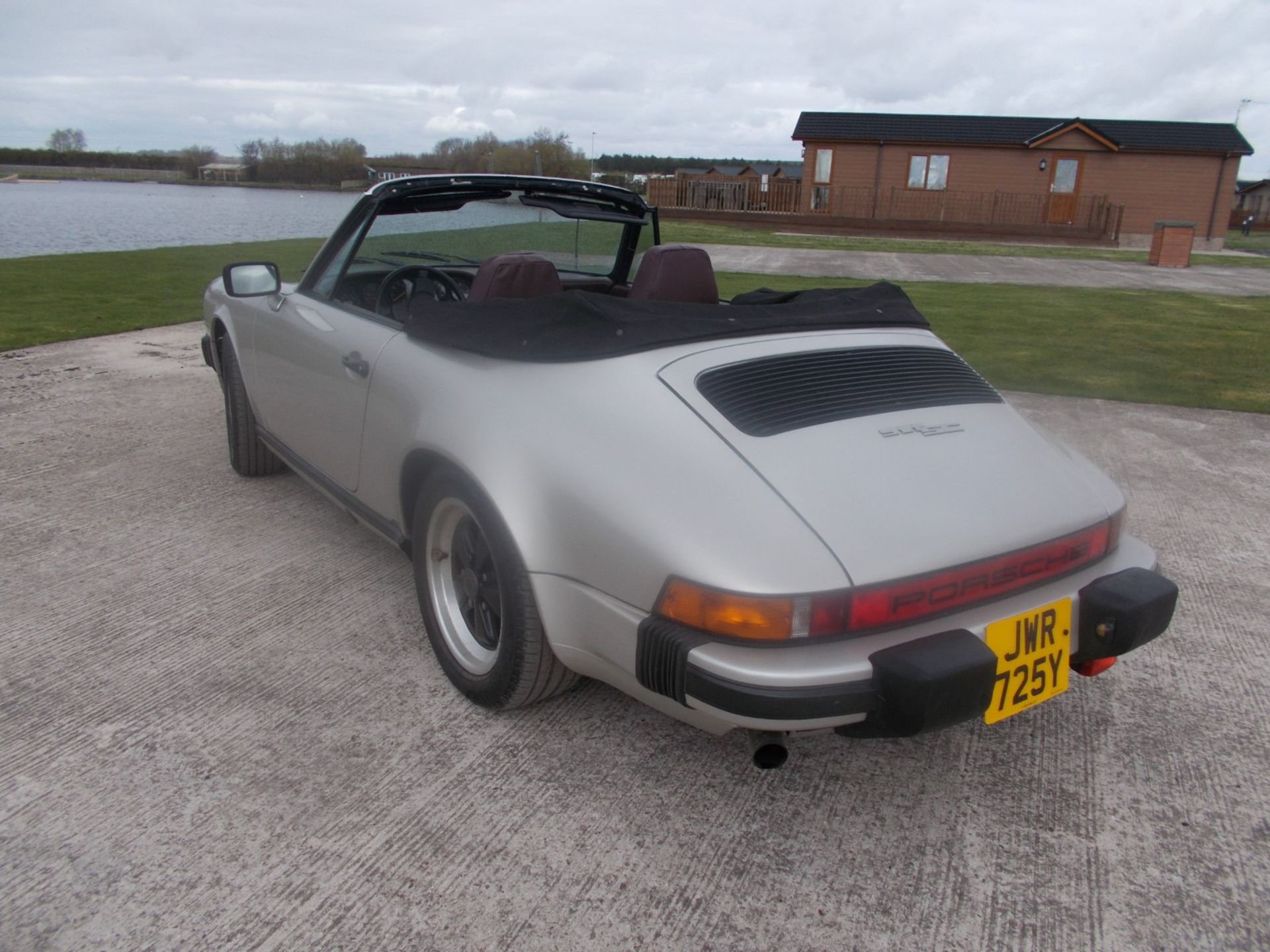 1983 (Y) PORSCHE 911SC CONVERTIBLE, 3.0 PETROL, 5 SPEED MANUAL, LEFT HAND DRIVE *NO VAT* - Image 10 of 41