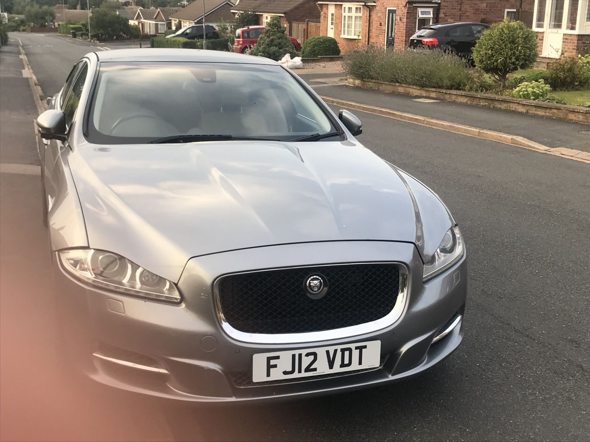 2012 (12) JAGUAR XJ V8 SUPERCHARGED SUPERSPORT 5.0 PETROL ENGINE, AUTOMATIC, 25,460 MILES *NO VAT* - Image 5 of 8